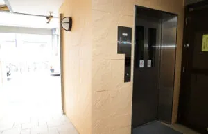 エレベーター